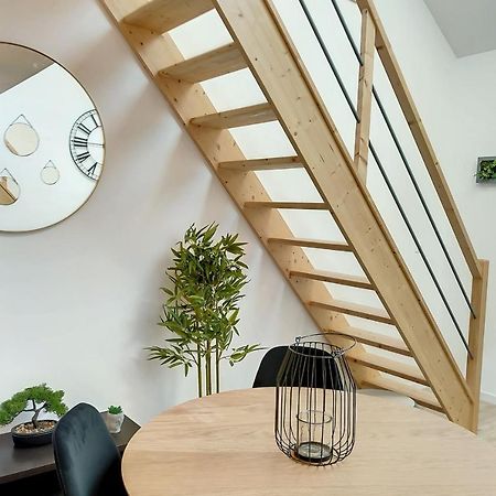 Sublime Appart Renove Duplex Centre Ville 4Pers Wifi Saint-Quentin  Exteriér fotografie