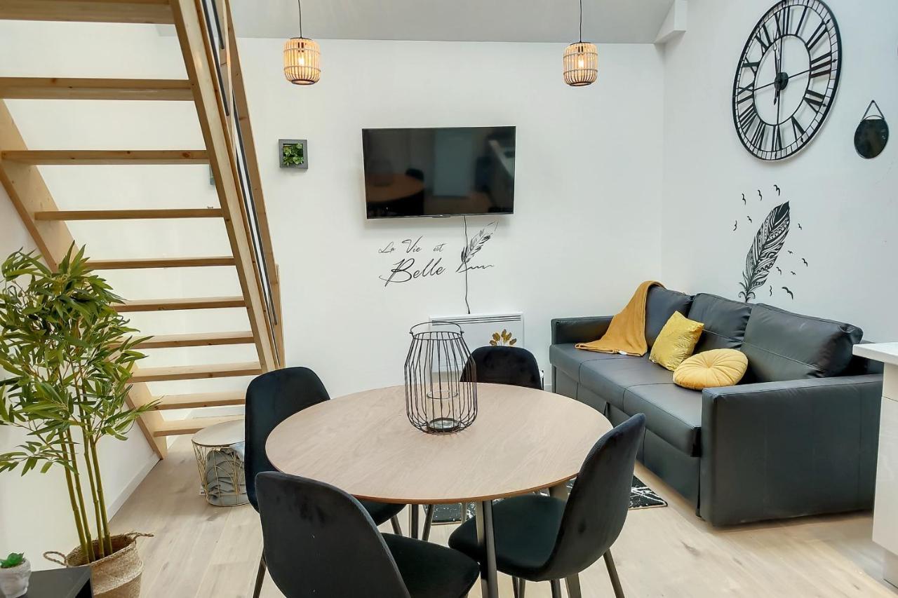 Sublime Appart Renove Duplex Centre Ville 4Pers Wifi Saint-Quentin  Exteriér fotografie